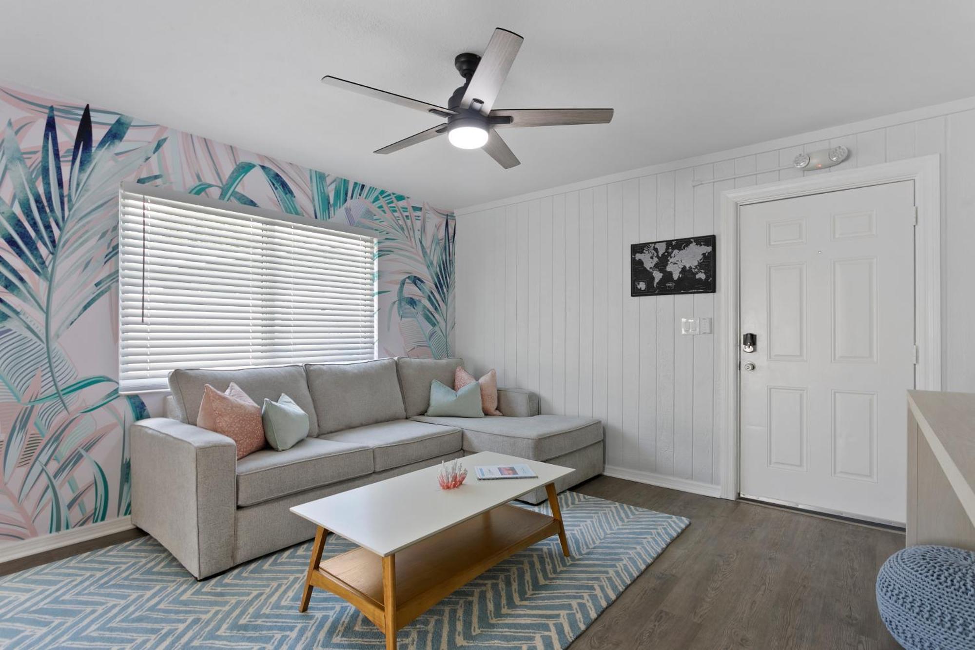 Ferienhaus 5 Min Beaches~mini Golf~pool Table~pets~king Bed +