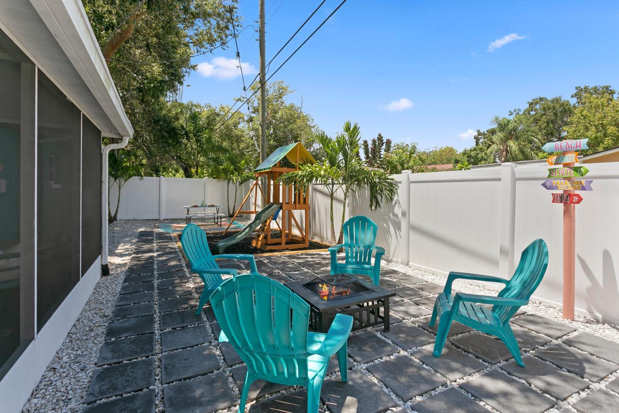 Ferienhaus 5 Min Beaches~mini Golf~pool Table~pets~king Bed + Largo