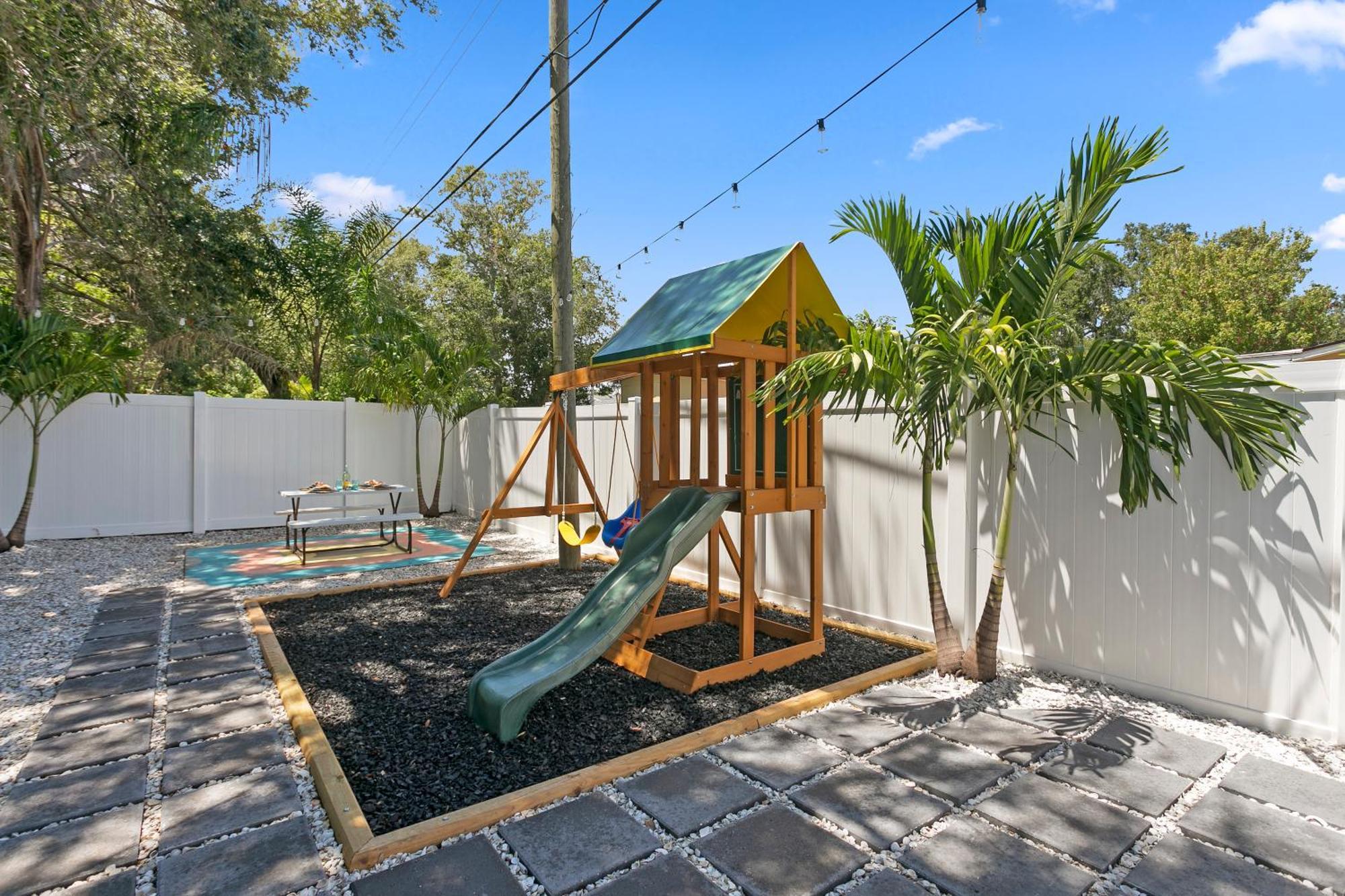 Ferienhaus 5 Min Beaches~mini Golf~pool Table~pets~king Bed +